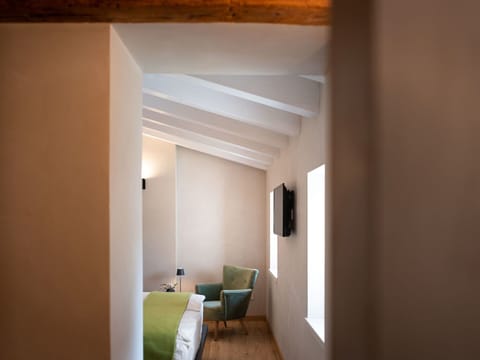 Plant, Furniture, Sky, Chair, Table, Outdoor Furniture, Shade, Wood, Building, Outdoor Table