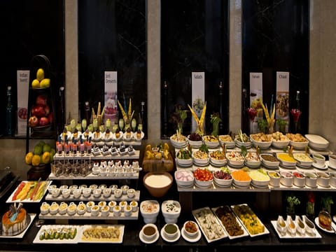Daily buffet breakfast (INR 525 per person)
