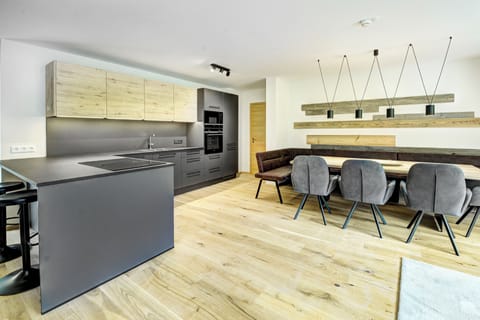 Comfort Apartment (Top 1) | Private kitchen