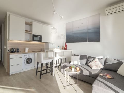 Sky, Water, Cloud, Beach, Umbrella, Outdoor Furniture, Shade, Coastal And Oceanic Landforms