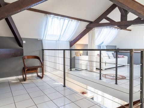 Cloud, Sky, Plant, Daytime, Natural Landscape, Bank, Grass, Plain, Landscape, Grassland