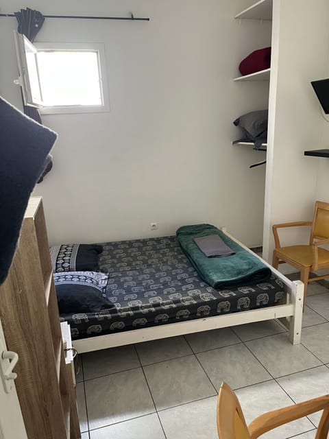 Basic Room, City View | Iron/ironing board, free WiFi