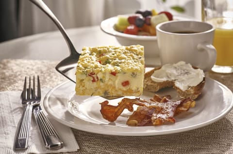 Free daily buffet breakfast