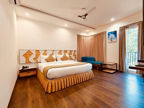 Jungle View Room With Balcony | Egyptian cotton sheets, premium bedding, in-room safe, desk