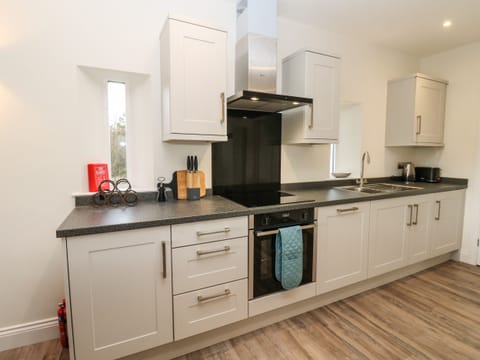 Fridge, dishwasher, electric kettle, toaster