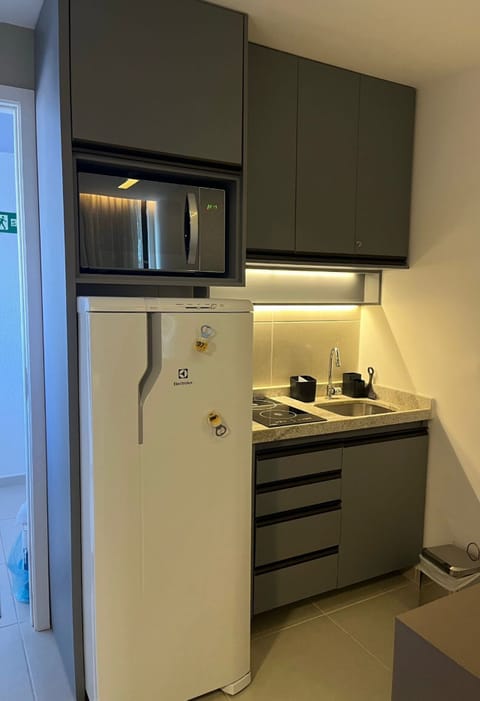 Apartment | Private kitchen | Mini-fridge, microwave, blender, cookware/dishes/utensils