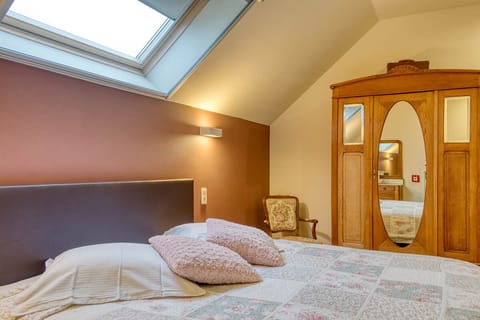 Comfort Double Room | Desk, laptop workspace, blackout drapes, soundproofing