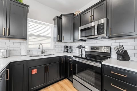 All the necessities for making food in the kitchen.