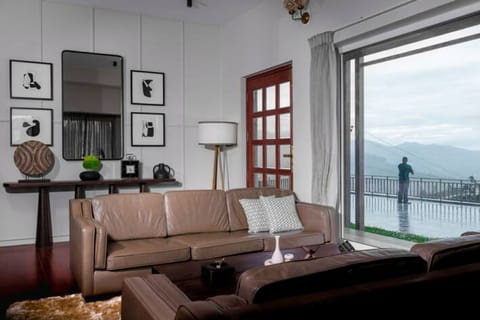 Luxury Villa | Living area | LED TV