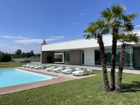 Autumn, Pool, Spring, Summer