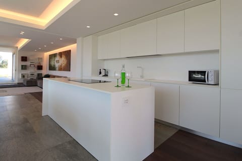 Autumn, Kitchen, Spring, Summer