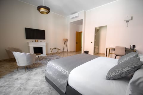 Junior Double Room, 1 Queen Bed with Sofa bed, Ensuite, City View | In-room safe, individually decorated, individually furnished, desk