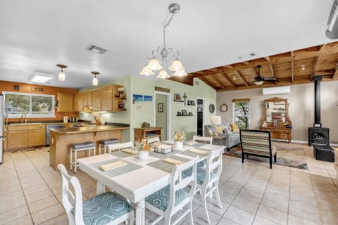 Open-concept floor plan