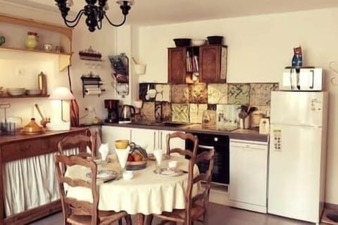 744c4be3-2dbc-4dc3-ad9d-ea9942521fc5