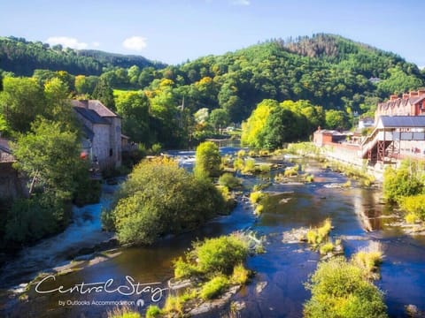 Wrexham Central Stay