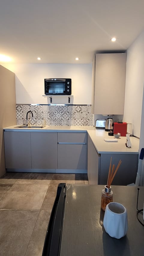 Exclusive Apartment | Private kitchen | Fridge, microwave, oven, espresso maker