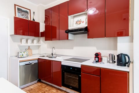 Apartment | Private kitchen | Stovetop