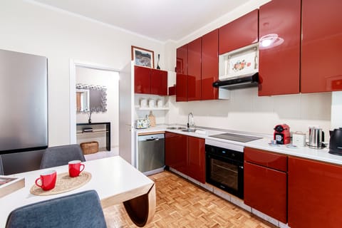 Apartment | Private kitchen | Stovetop