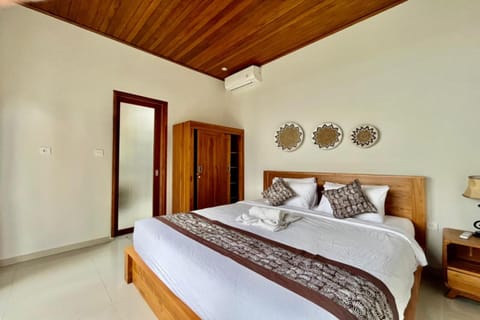 Villa, 2 Bedrooms | Free WiFi, bed sheets
