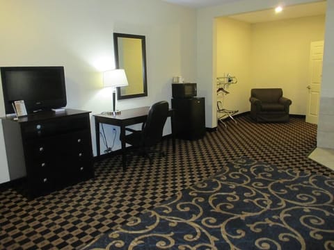 Iron/ironing board, free WiFi