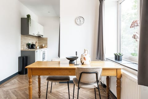 Hotel Tilburg offers affordable studios and apartments in the city center—ideal after a day at Efteling or Beekse Bergen!