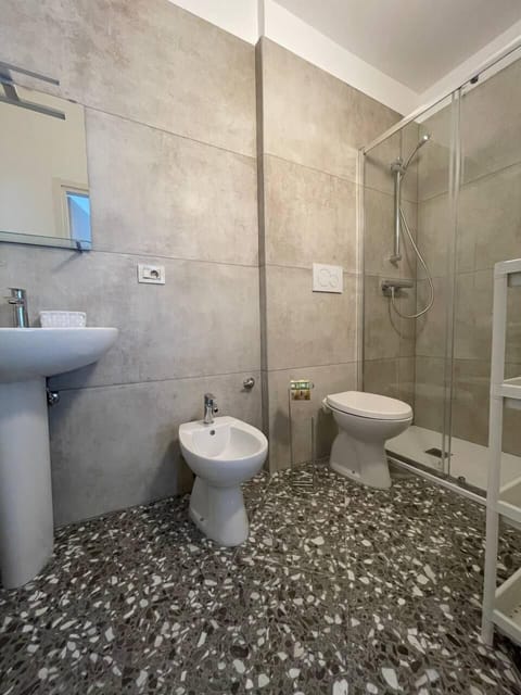 Family Room, City View | Bathroom | Shower, rainfall showerhead, free toiletries, hair dryer