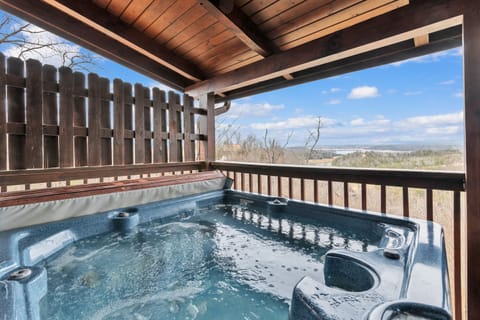 Indoor spa tub