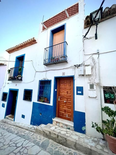 Casa de Sueños from the street