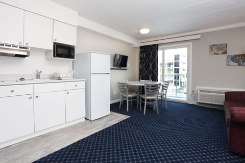 Suite, 2 Bedrooms, Kitchen, Pool View (UNIT D3) | In-room safe, desk, iron/ironing board, free cribs/infant beds