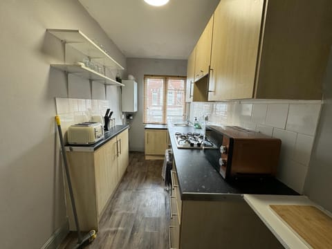 Apartment | Private kitchen | Fridge, microwave, oven, stovetop