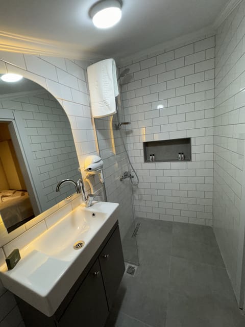 Standard Loft | Bathroom