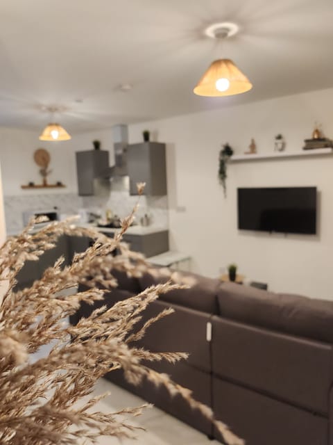 c4aa2ce5-b63a-426b-ab24-3043d21c4870