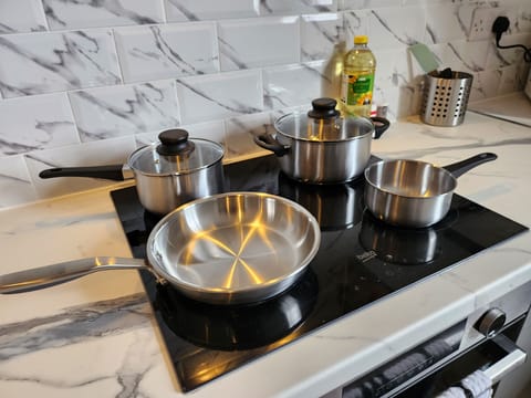 970bef35-10b9-4454-9eb8-18be8fb3f21a