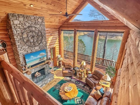 Mountain Ridge great room overhead view 2