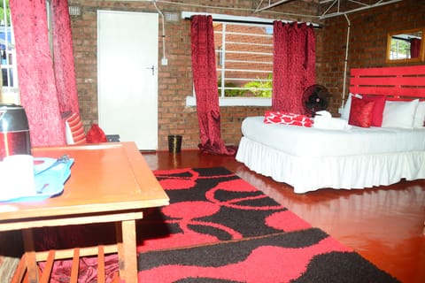 Basic Double Room, 1 Double Bed | Down comforters, individually decorated, laptop workspace