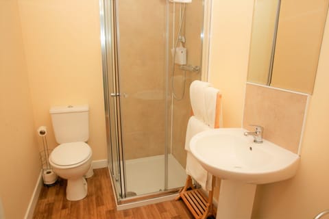 Standard Double Room, Ensuite