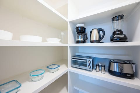 Fully stocked kitchen for your convenience.