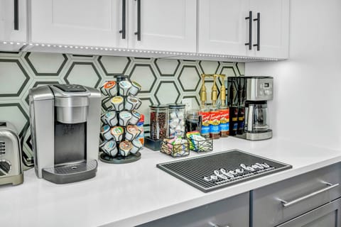 Enjoy special treats with our coffee bar, offering a variety of selections to suit your taste and help you relax.