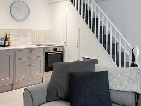 Living area | No 4, Mousehole