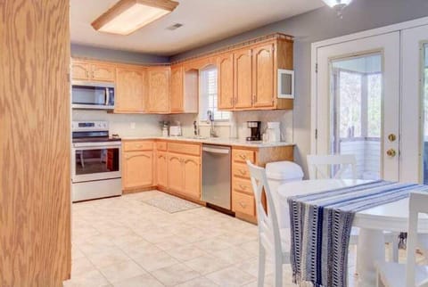 Equipped Full Kitchen.