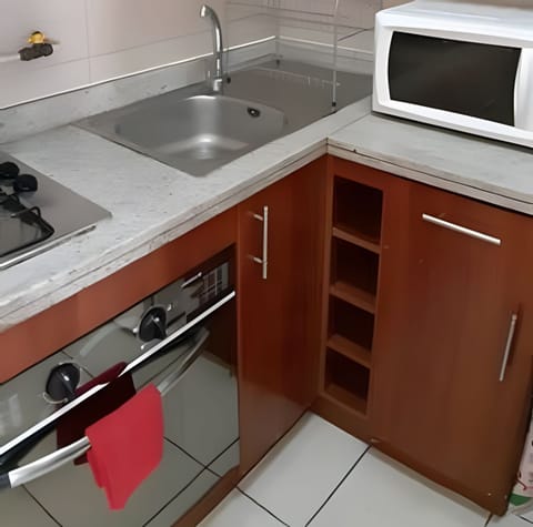 Apartment | Private kitchen | Full-size fridge, microwave, oven, toaster