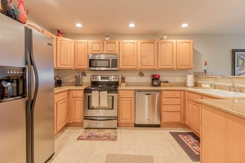 1023 Vacation by the Sea