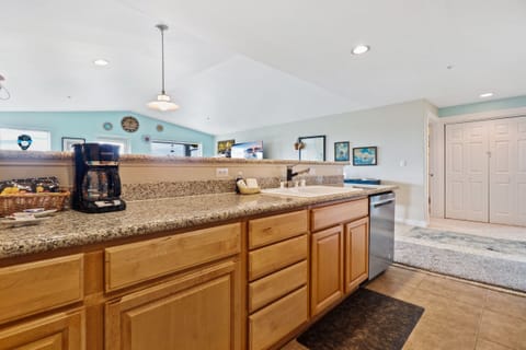 1333 Vacation by the Sea