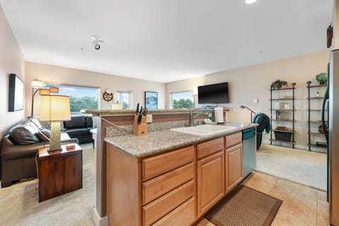 1238 Vacation by the Sea