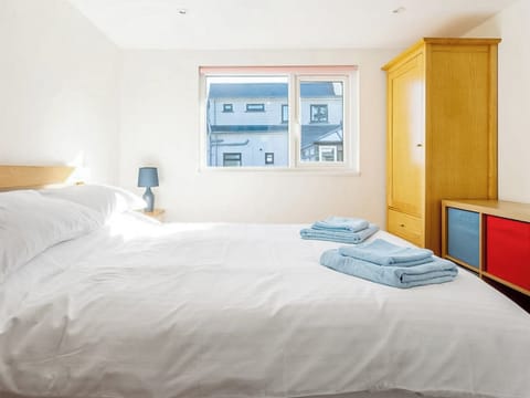 Double bedroom | Hillside, Lyme Regis