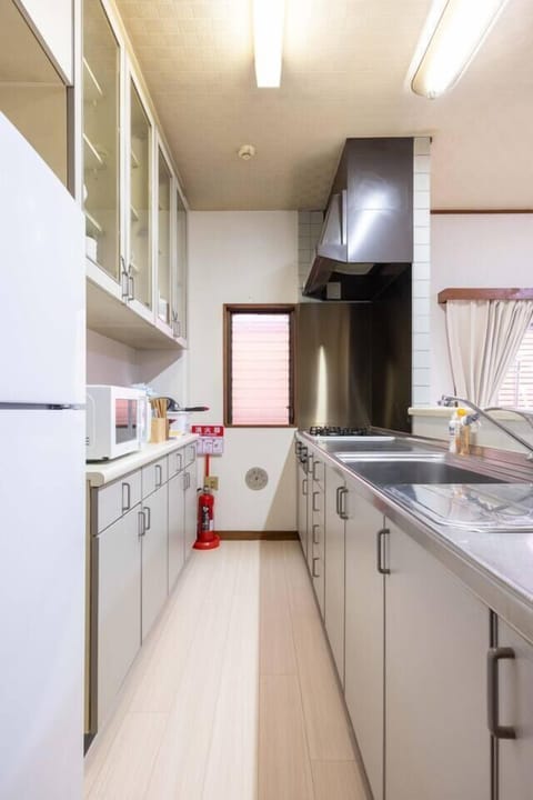 Basic House | Private kitchen