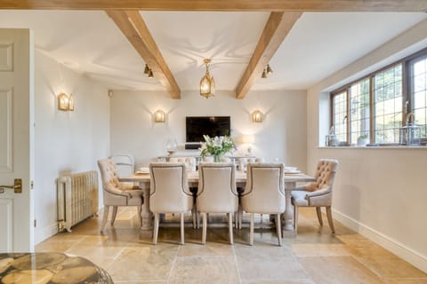 Maple House - StayCotswold