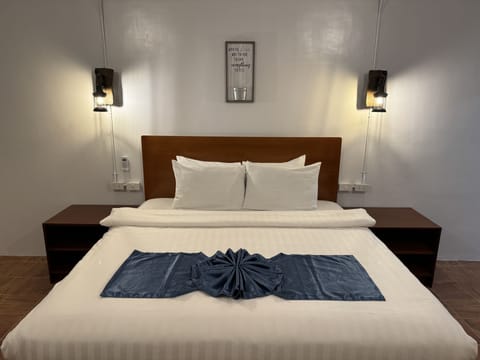 Deluxe Room | Bed sheets