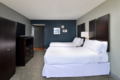 Suite, Multiple Beds, Balcony, Oceanfront (Balcony) | Premium bedding, pillowtop beds, in-room safe, individually decorated