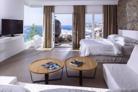 Suite, Jetted Tub, Sea View (Passion) | Premium bedding, pillowtop beds, minibar, in-room safe